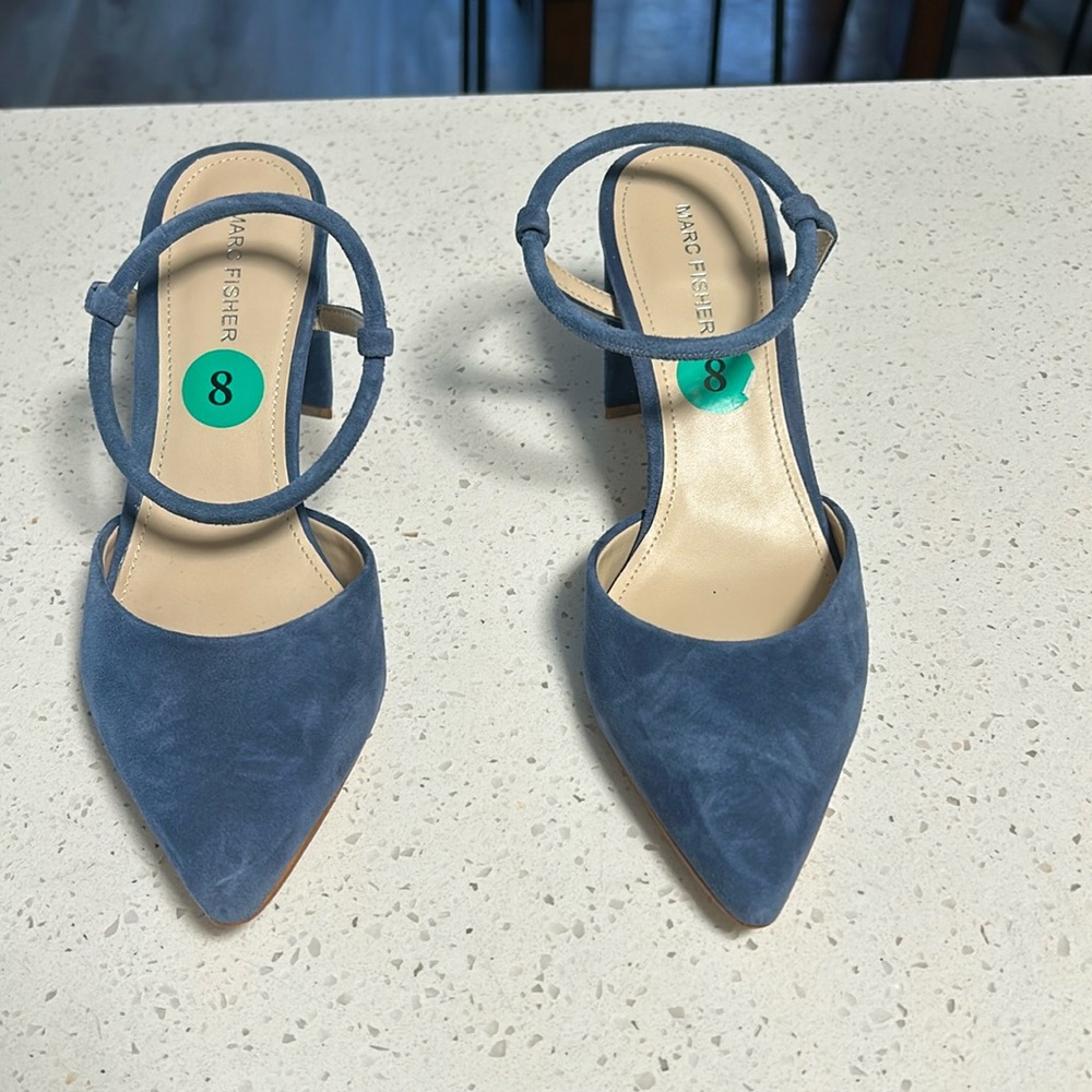 Size 8.  Worn once